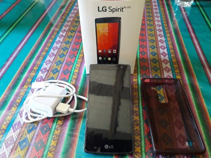 Vendo celular LG Spirit