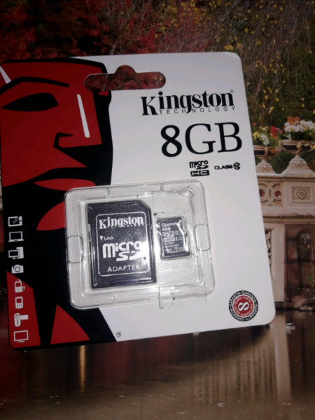 Vendo memoria 8GB nueva clase 10