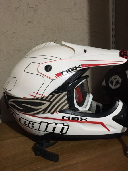 Casco con antiparras roll of.