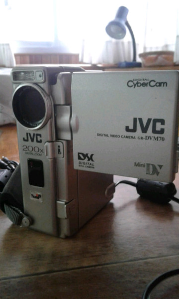 Cámara filmadora digital JVC