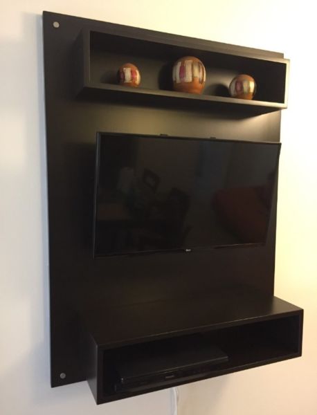 Mueble Panel Flotante TV laqueado color chocolate hasta 42