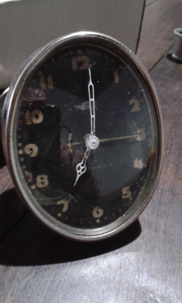Reloj antiguo sobremesa