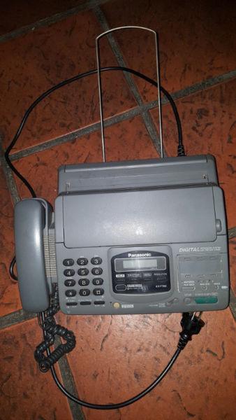 Teléfono/fax Panasonic Kx-f780 Funcionando
