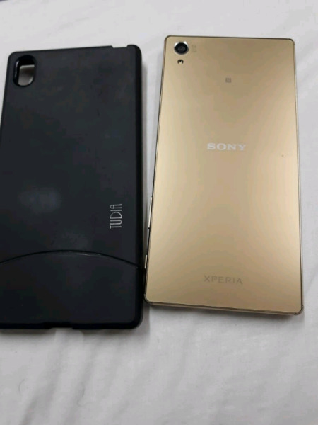 Vendo Sony Z5 Premium Dual SIM Liberado Color Dorado