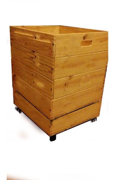 Caja de madera cedro en remodelacion70X46X60- y terminacion