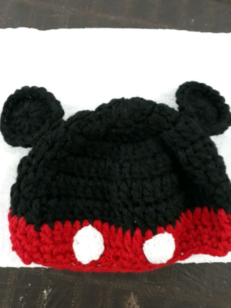 Gorro bebe con forma de personajes