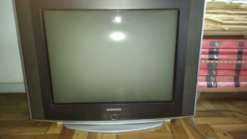 Televisor Samsung 29 " slim