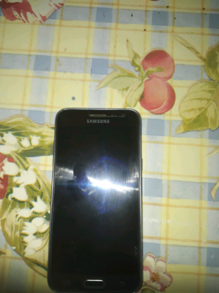 Vendo celular j3 Samsung
