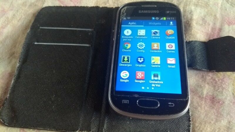 Vendo Celular Samsung Galaxy Fame Lite Duos GT S  L Dual