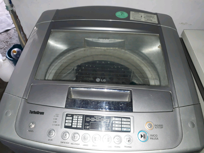 Vendo lavarropas automático lg de 13q