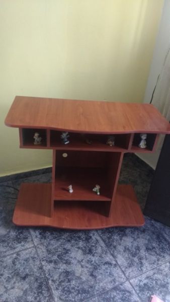 Vendo mesa para tv en excelente estado