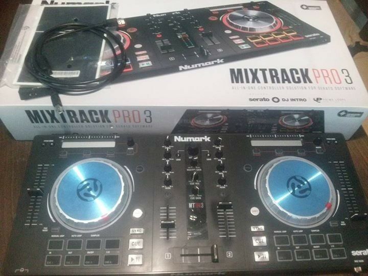 consola numark mixtrack pro 3