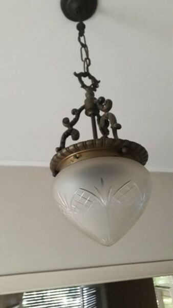 Lámpara de techo antigua de bronce