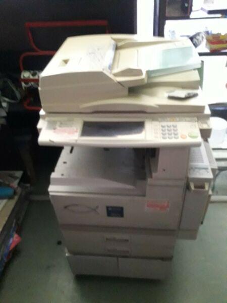 Vendo 2 fotocopiadoras