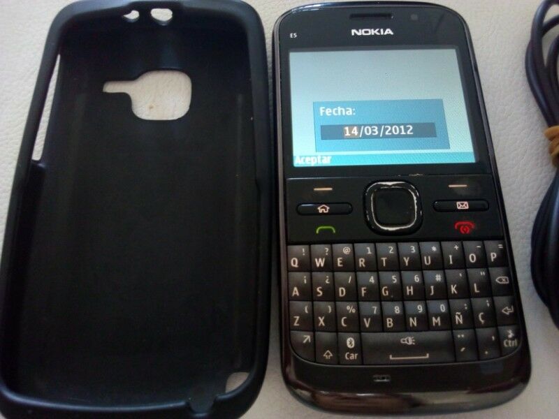 1 BLAKBERRY NOKIA