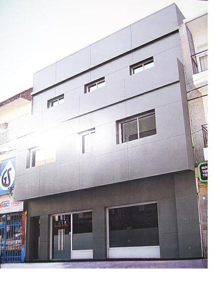 Edificio Comercial San Isidro