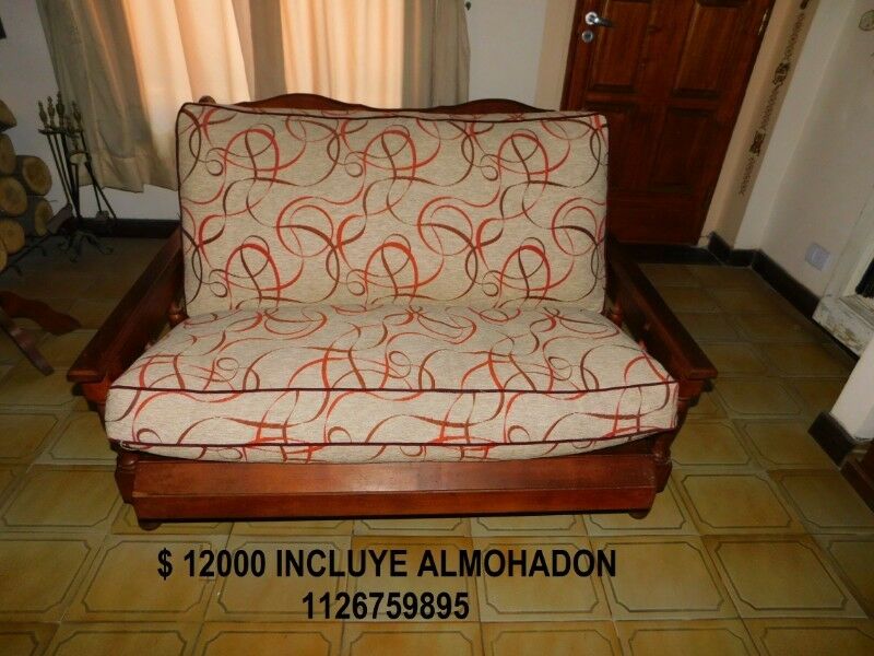 JUEGO DE SILLONES Y MESA RATONA DE ALGARROBO