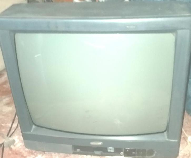 Vendo Televisores,coches Y Silla Bebé