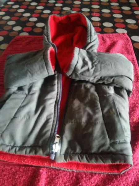 Campera de abrigo niño talle 2