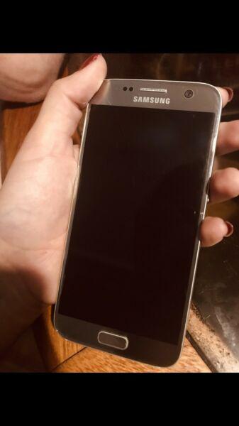 Samsung Galaxy s7 flat detalle en el glass SOLO EFECTIVO