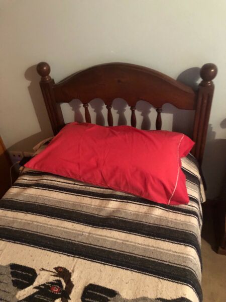 Vendo cama madera