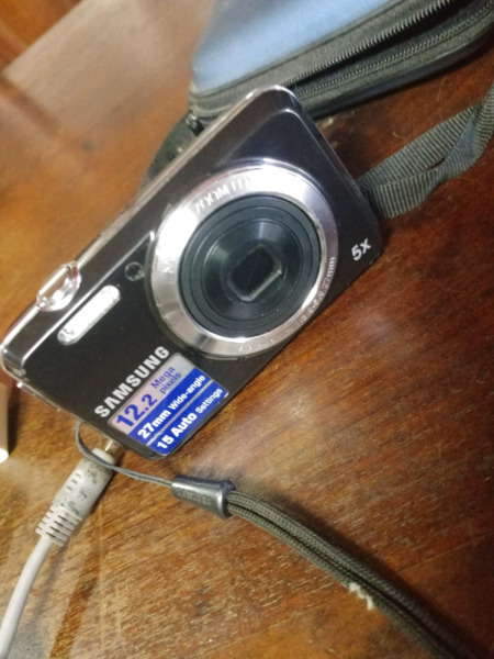 Vendo camara Samsung digital