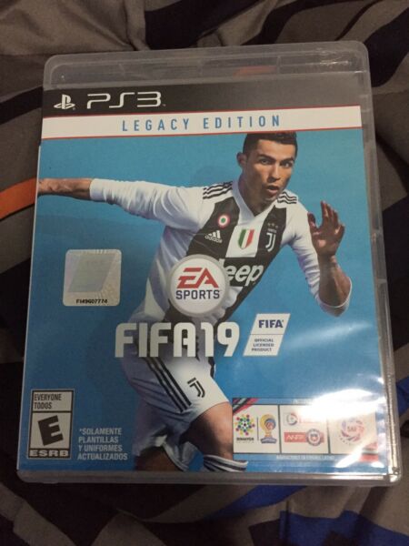 Vendo juegos de ps3 fisico fifa 19