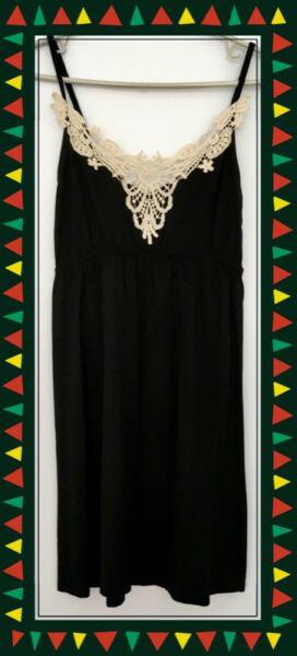 Vestido con aplique NUEVO