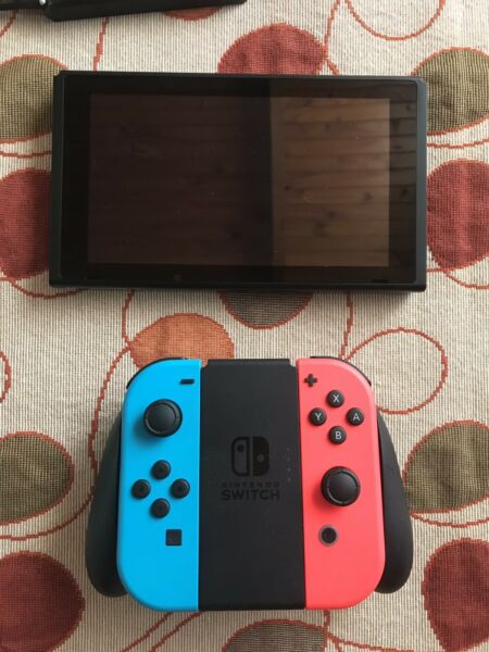 Nintendo switch + 4 juegos de alta gama + pro controller +
