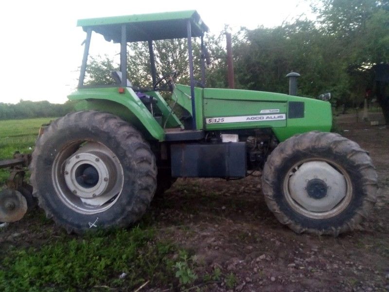 Tractor AGCO ALLIS 4x4. (No Deutz - Deere - massey -