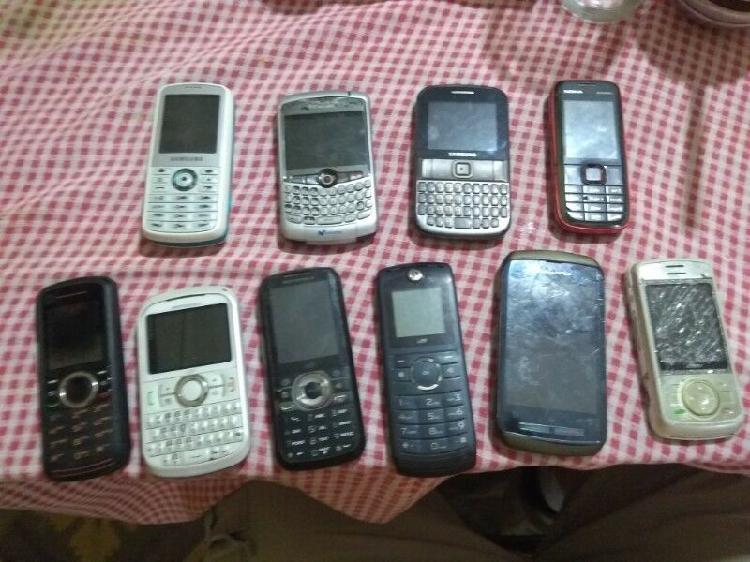 Lote de 10 teléfonos celulares