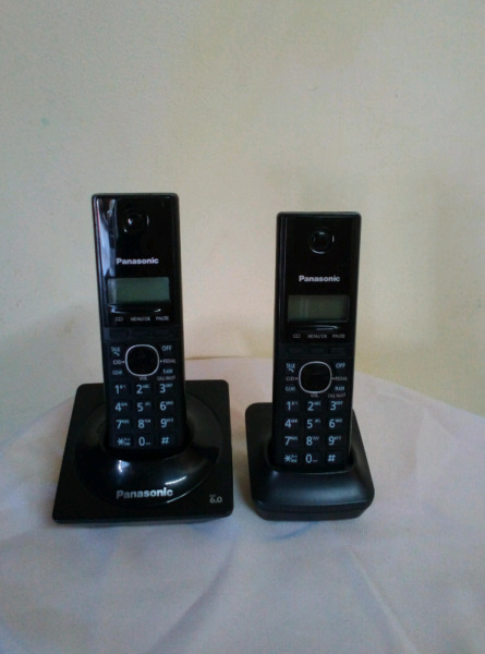 Teléfono inalámbrico Panasonic Dúo