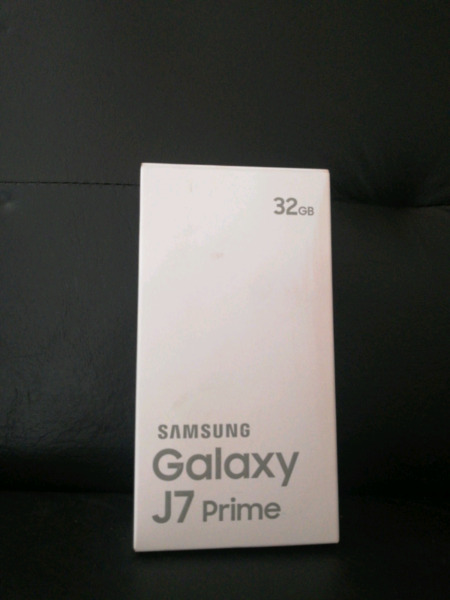 J7 prime 32Gb negociable