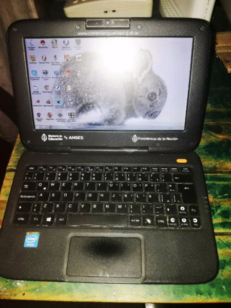 Vendo netbook funciona ok