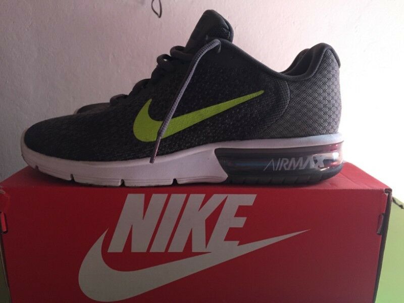 Vendo zapatillas Nike Air Max originales. Nuevas