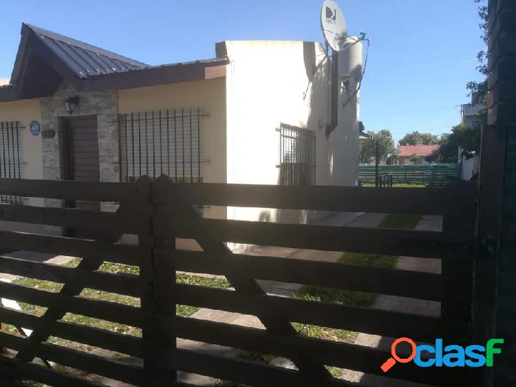 CASA EN ALQUILER BARRIO SANTA ELENA