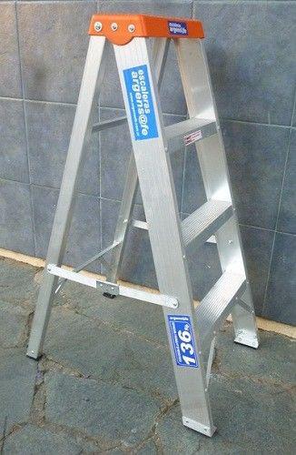 Escalera Aluminio Reforzada uso hogareño de 4 escalones
