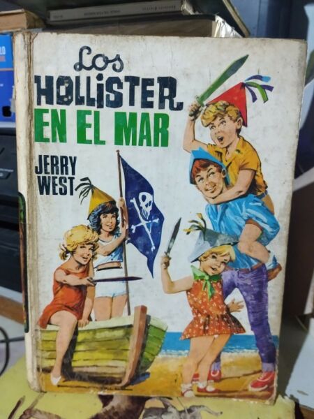 Los Hollister En El Mar - Jerry West