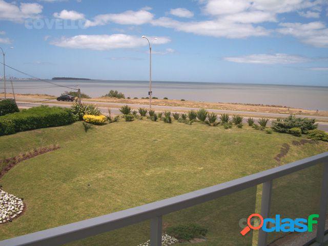 Venta. 3 dormitorios. Tauro y Libra, Playa Mansa, Punta del