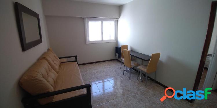 Venta Departamento 2 Ambientes SANTIAGO DEL ESTERO Y AV.