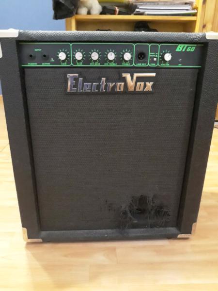 Amplificador de bajo Electrovox BT60