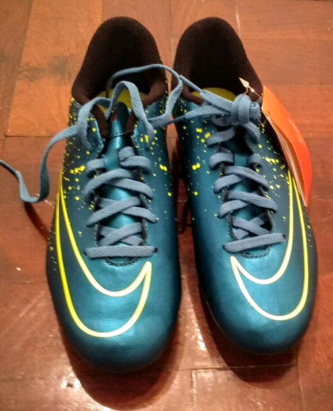 Botin nike 38 mercurial nuevo