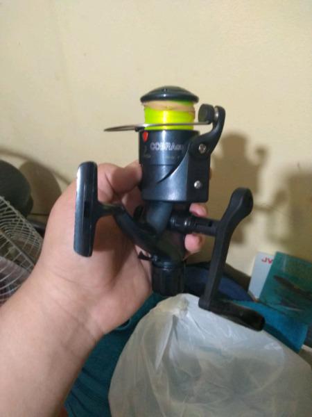 Vendo Reel Para Cañas De Pescar