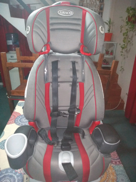 Vendo silla de bebe graco para auto