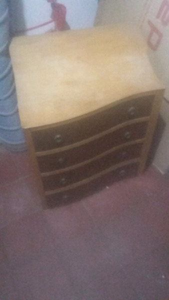 Cajonera de madera