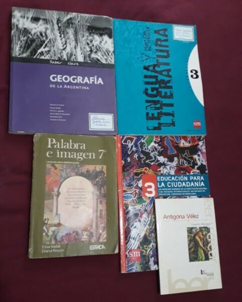 Vendo manuales escolares