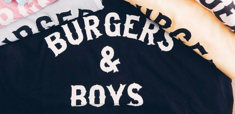 Remera negra burguer &boys