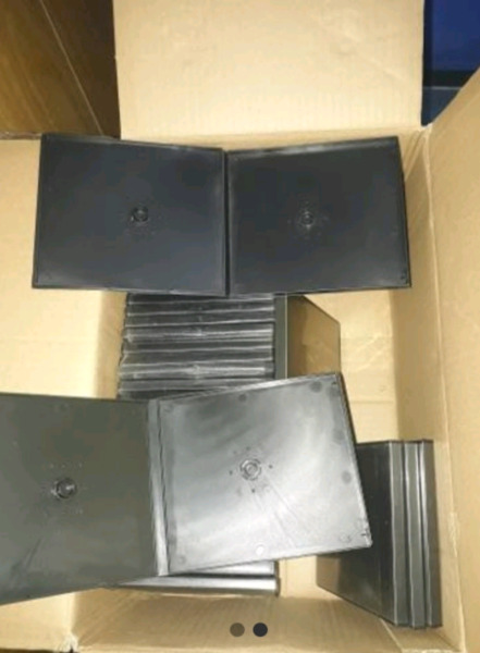Vendo Lote 40 Cajas de cds