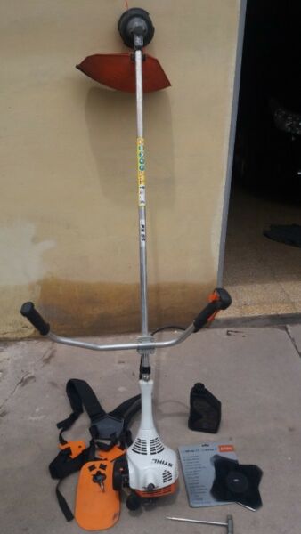 Vendo desmalezadora stihl fs55