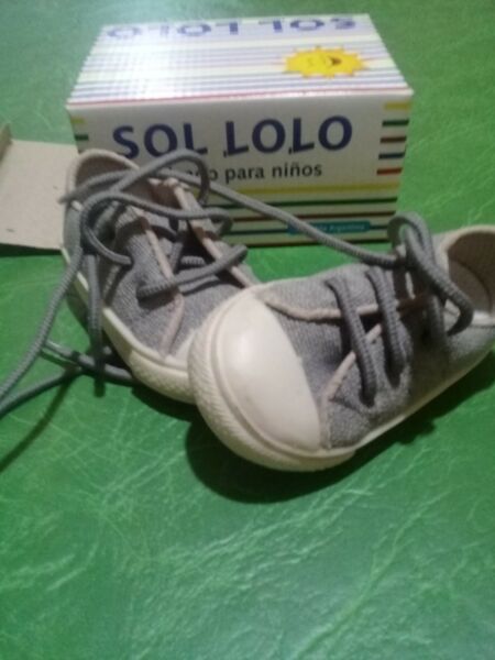 Zapatillas sol lolo.